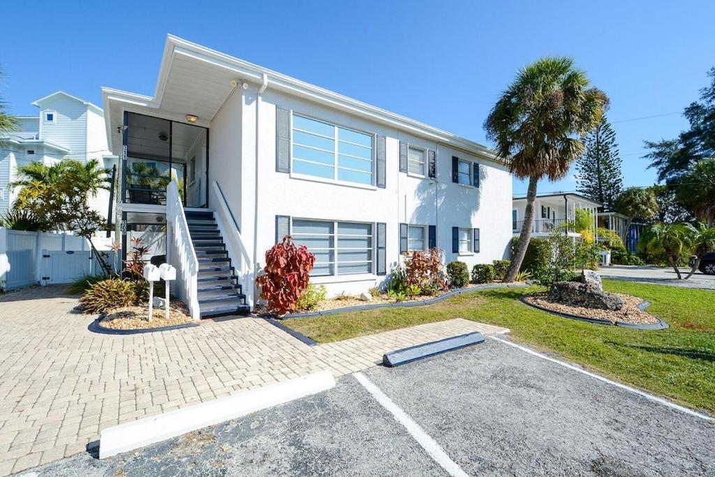 Canal 309 - Right In Siesta Key Village! Eksteriør billede