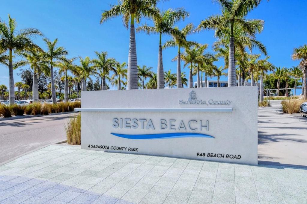 Canal 309 - Right In Siesta Key Village! Eksteriør billede