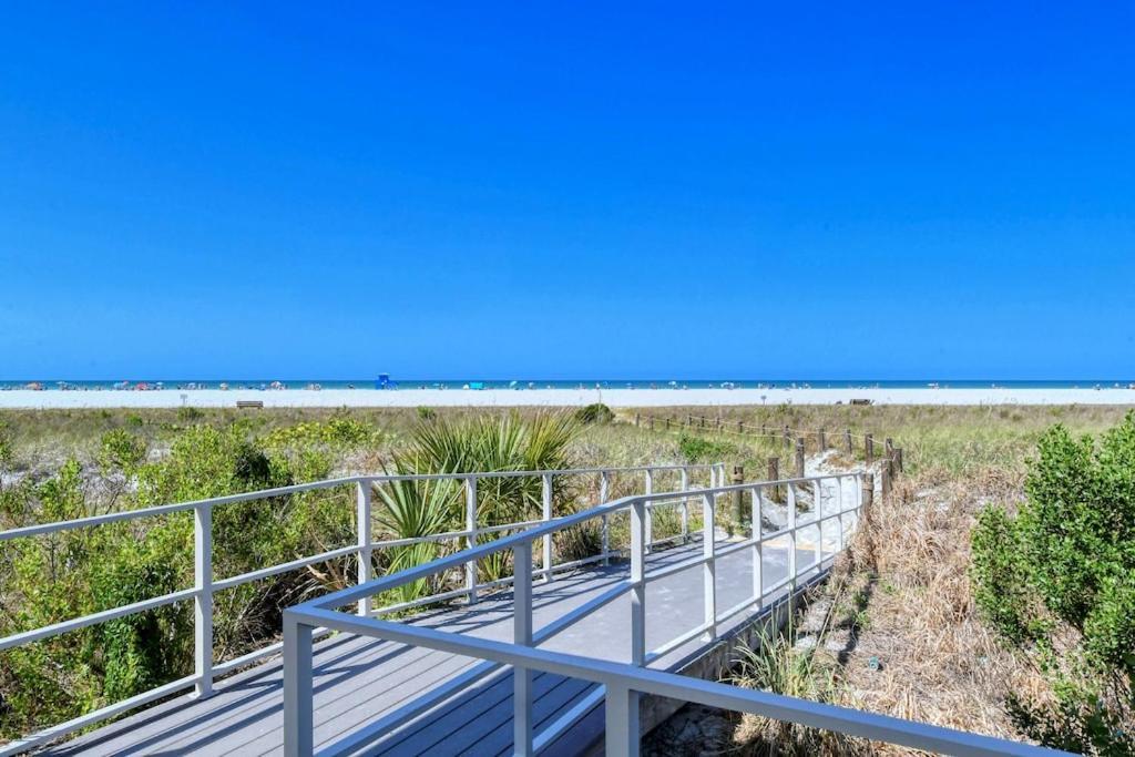Canal 309 - Right In Siesta Key Village! Eksteriør billede