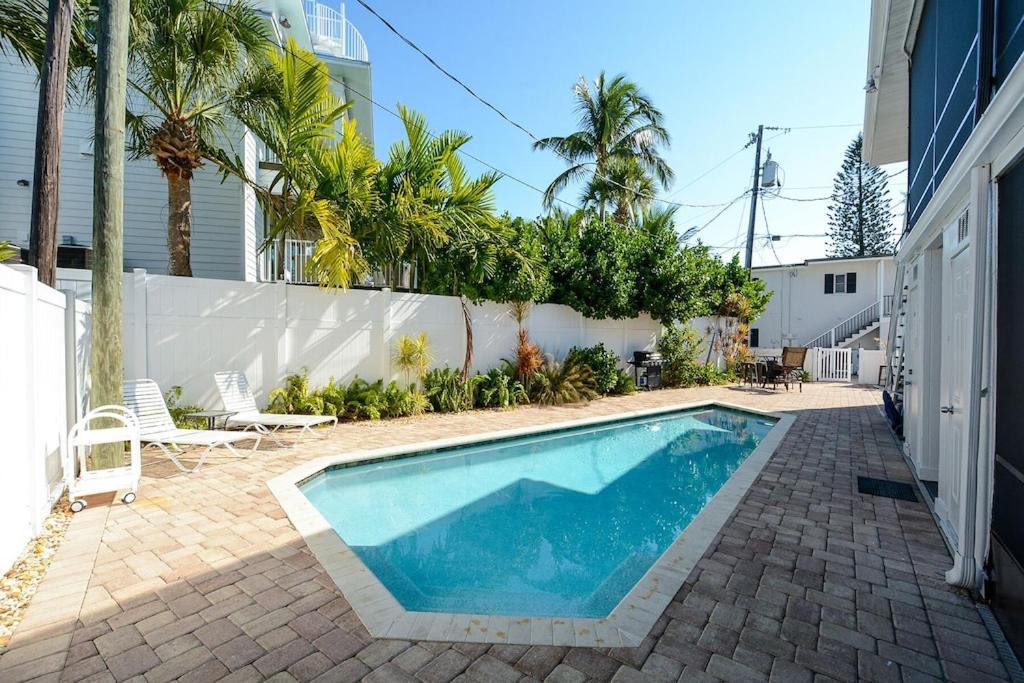 Canal 309 - Right In Siesta Key Village! Eksteriør billede